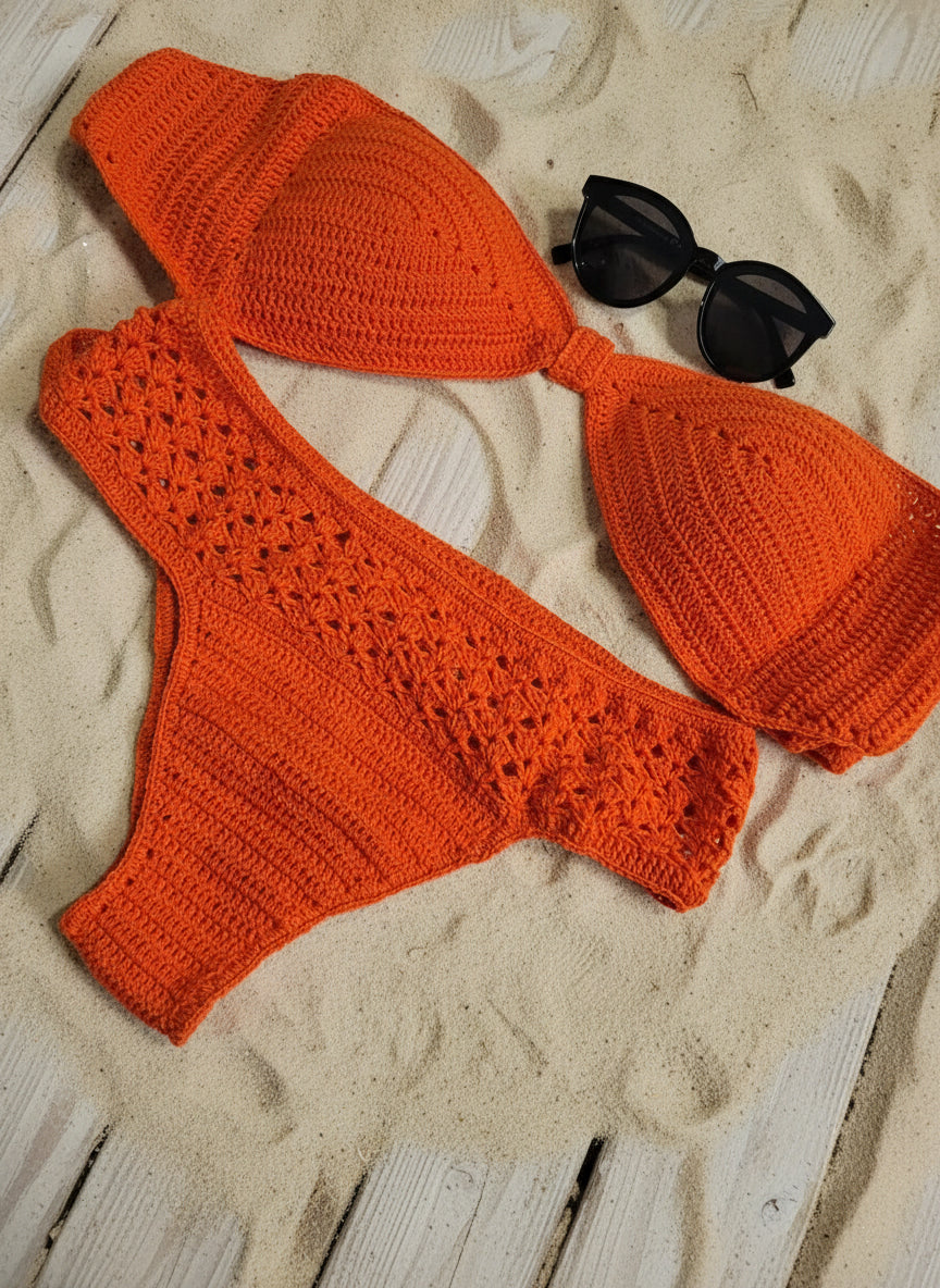Biquini laranja de croche